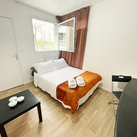 Cozy Studio In La Defense Courbevoie Exterior photo